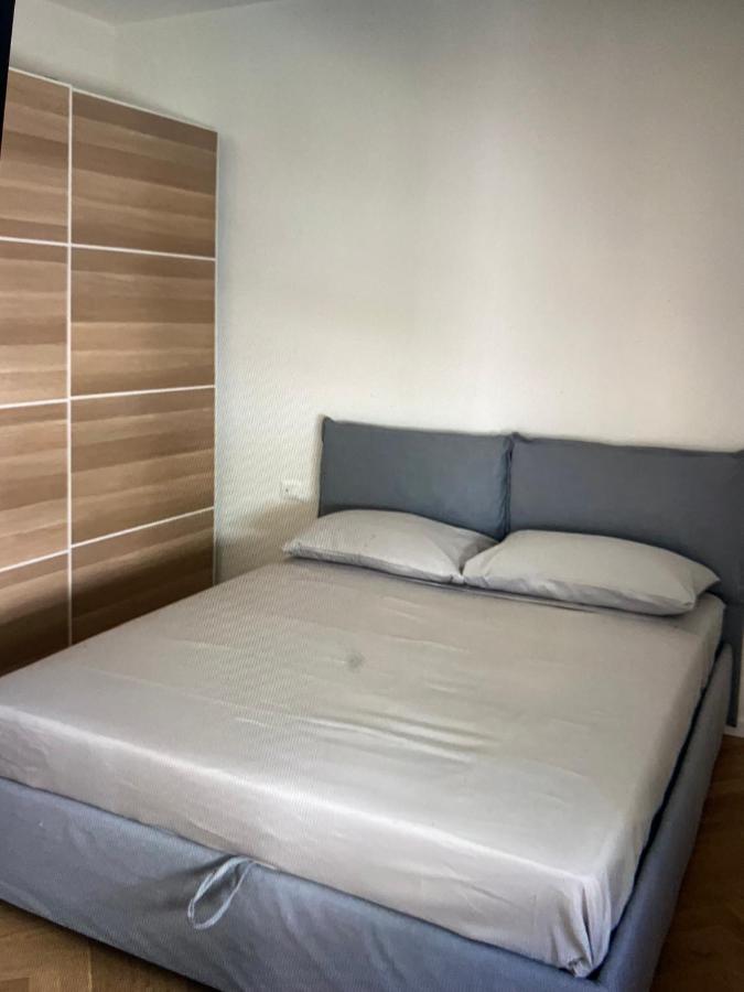 Milano: Incantevole Appartamento In Pieno Centro - Fancy Yellow Apartments Ngoại thất bức ảnh