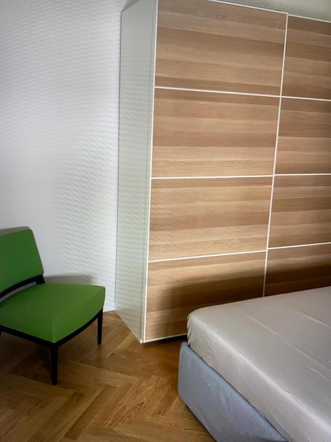 Milano: Incantevole Appartamento In Pieno Centro - Fancy Yellow Apartments Ngoại thất bức ảnh