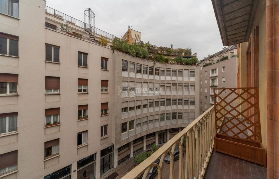 Milano: Incantevole Appartamento In Pieno Centro - Fancy Yellow Apartments Ngoại thất bức ảnh