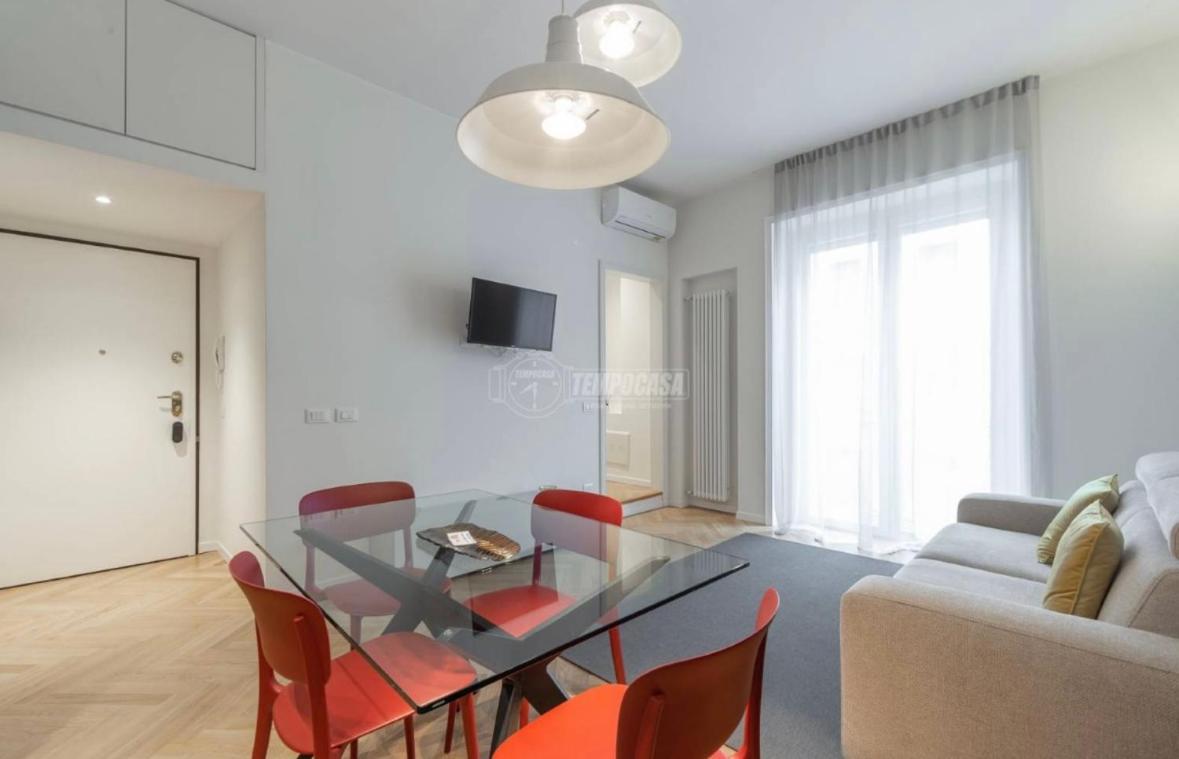 Milano: Incantevole Appartamento In Pieno Centro - Fancy Yellow Apartments Ngoại thất bức ảnh